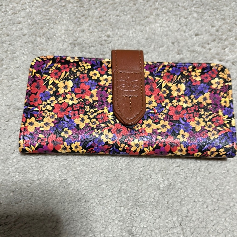 NWT Floral Wallet with Brown Accent